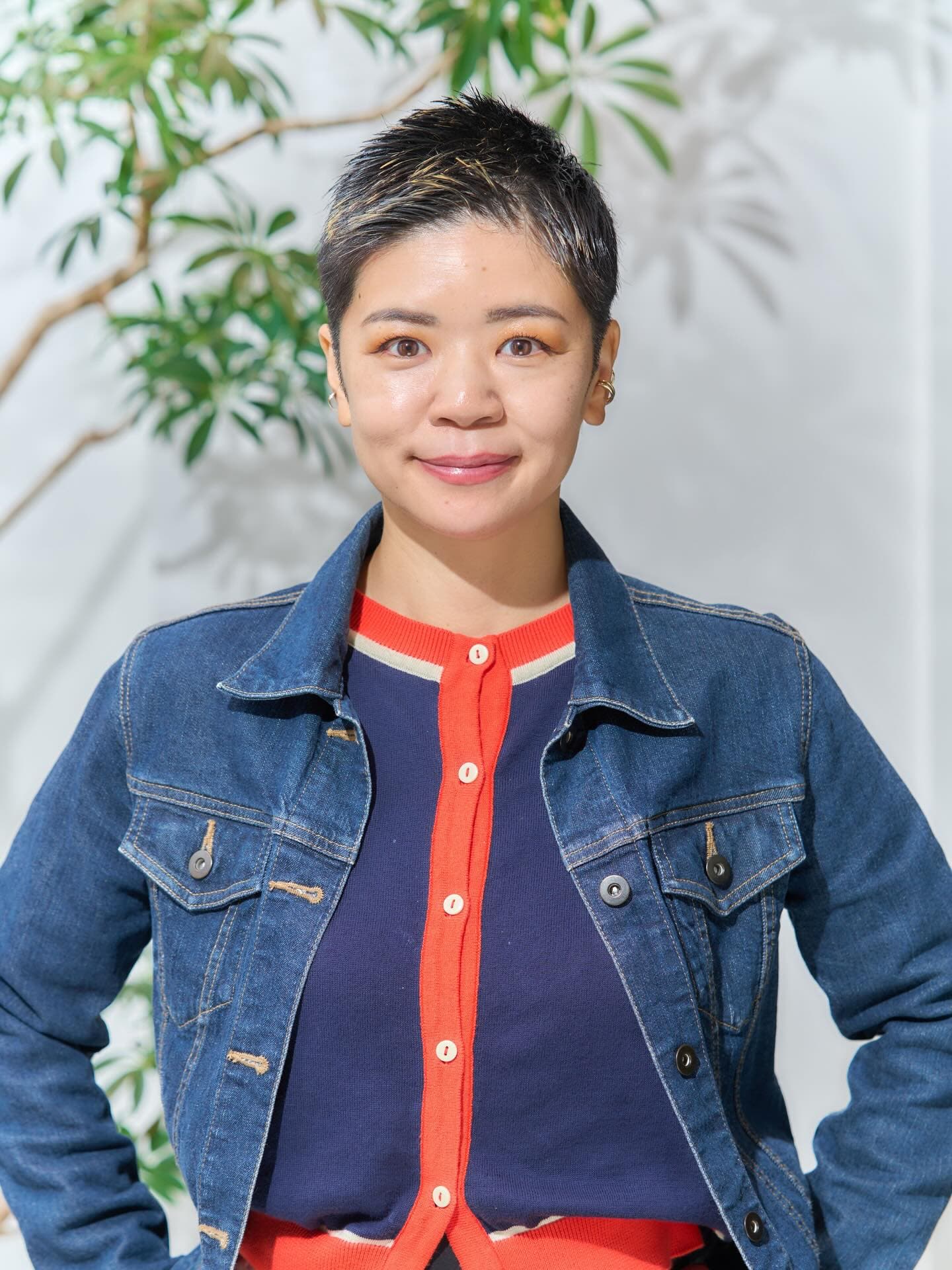 赤津まゆ美 — TOPカラーリスト